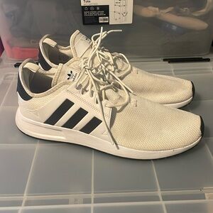 Men’s Adidas sneakers
